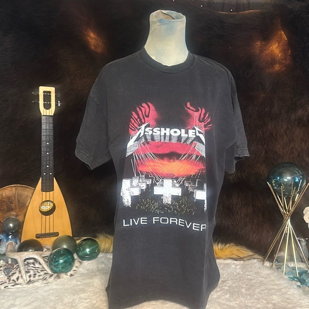 Assholes live forever T-shirt (2000C) NWOT